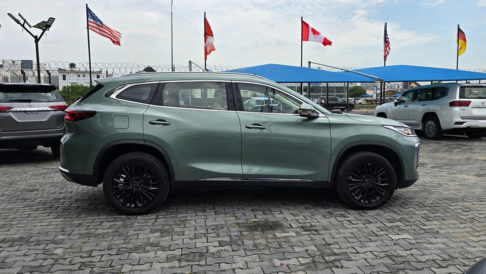 Exeed 300T 2.0L by Chery 2024